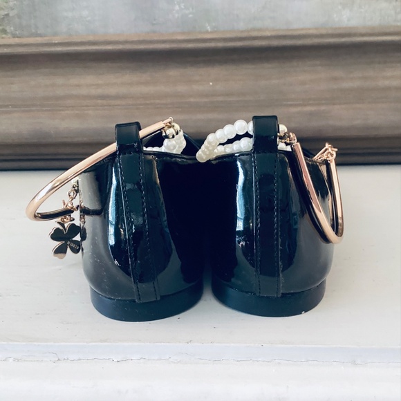 Womens Sz 8 Cap Toe Ankle Pearl Chain Charm Ballerina Flats Black Patent Leather - Picture 8 of 16